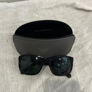 Giorgio Armani, Black women Sunglasses